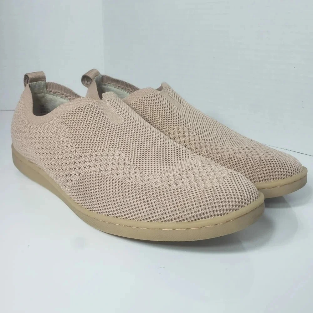 Born Antero Womans Pink/Tan Knit Slip On Shoes Size 8M.
